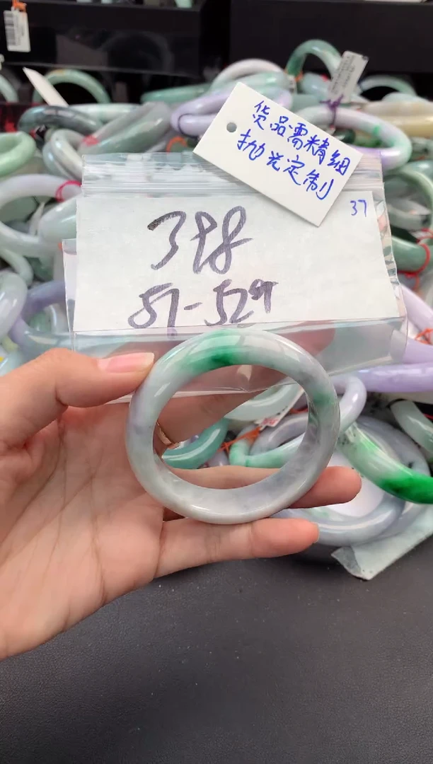 【闪购商品】定制翡翠未镶嵌毛货需精细抛光+多人