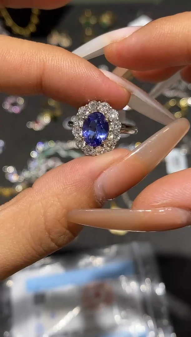 银S925镶嵌戒指坦桑石戒指