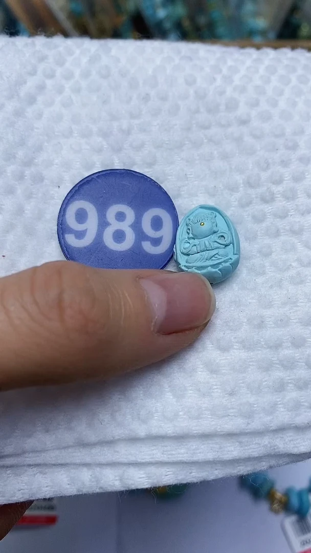 【闪购商品】绿松石雕刻件未镶嵌989