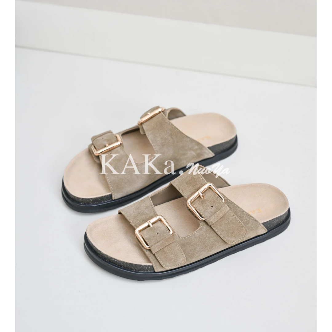 KAKA NUOYA  2379  时尚百搭小众舒适扣饰拖鞋