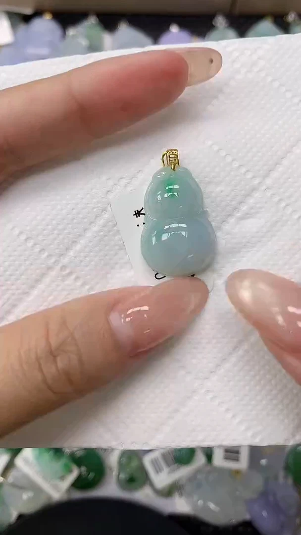颈饰18K金镶嵌翡翠11111111111111