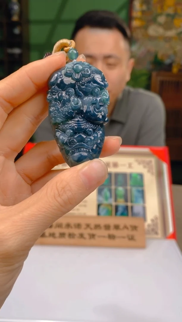 未镶嵌定制翡翠025112056