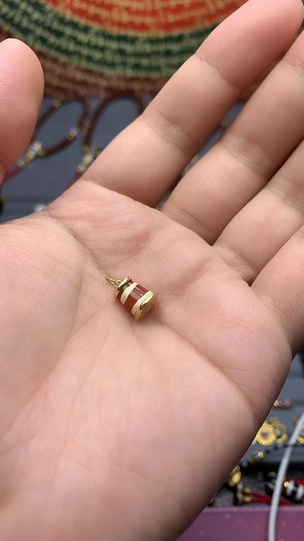 玛瑙/玉髓单珠18K金镶嵌Z*25060180333