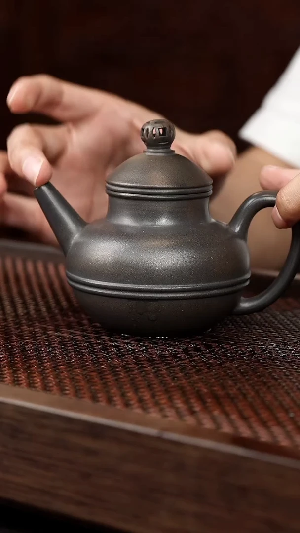 茶壶紫砂岩中泥玉带{老}