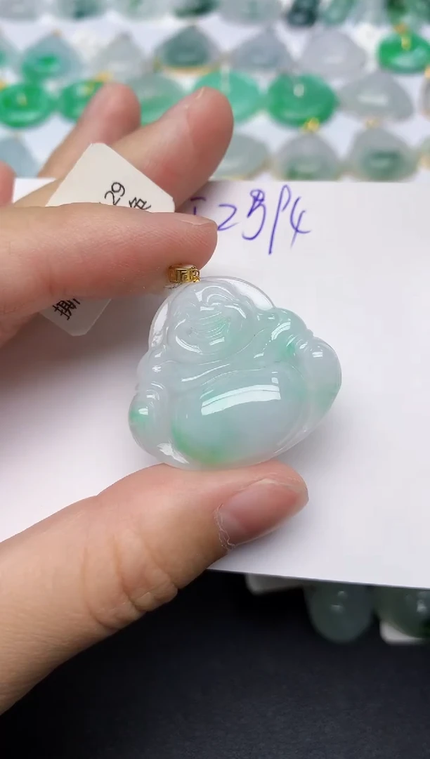 颈饰18K金镶嵌翡翠 天然缅甸A货翡翠百元以上9元证书费自理