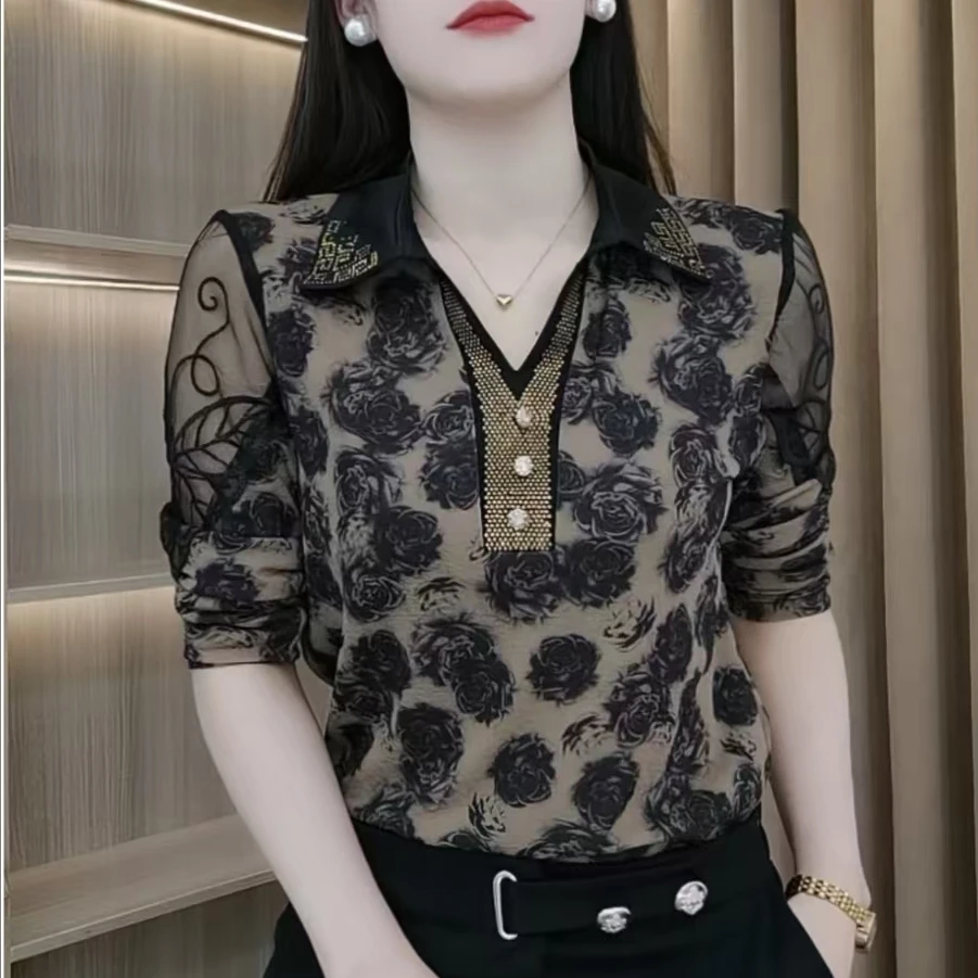 翻领长袖宽松薄款百搭气质大码妈妈显瘦遮肚蕾丝洋气新款上衣002