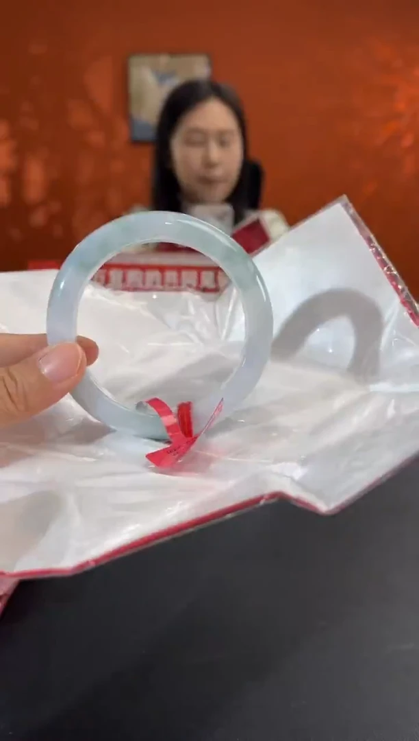 未镶嵌手镯翡翠6        圈口59