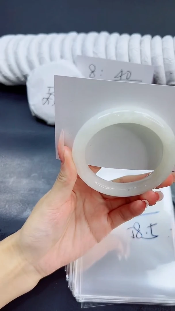 未镶嵌手镯和田玉63/58.5