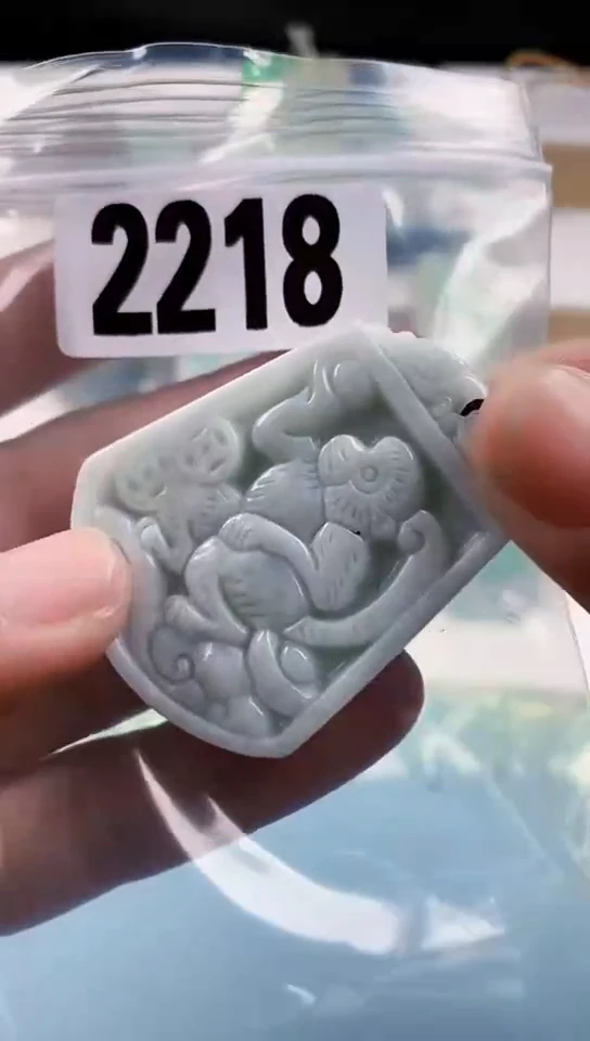 【闪购商品】翡翠挂件未镶嵌天然翡翠吊坠挂件