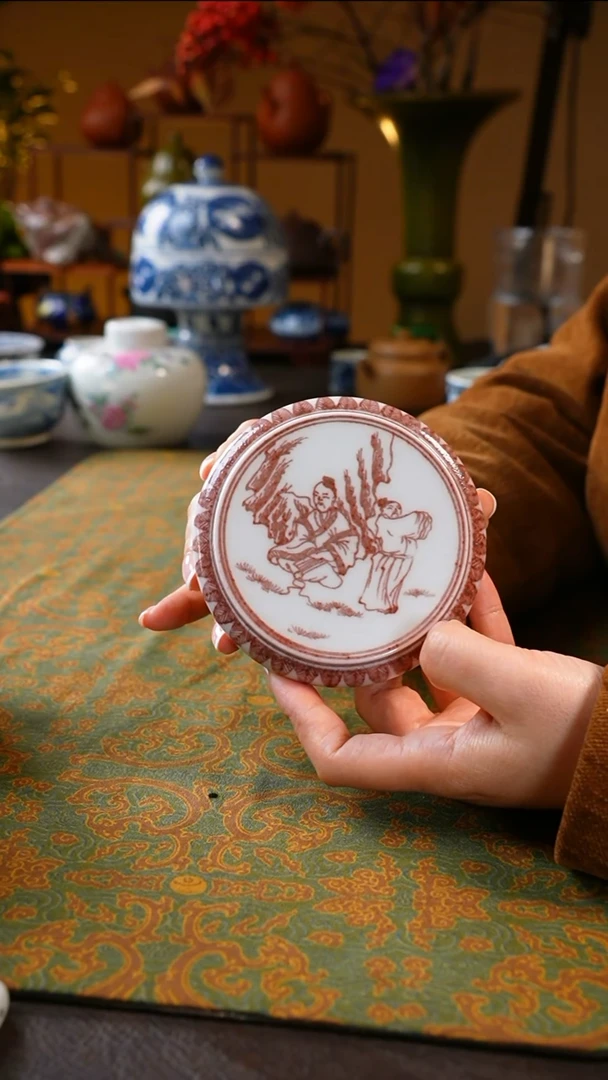 【闪购商品】釉里红人物盖置釉里红