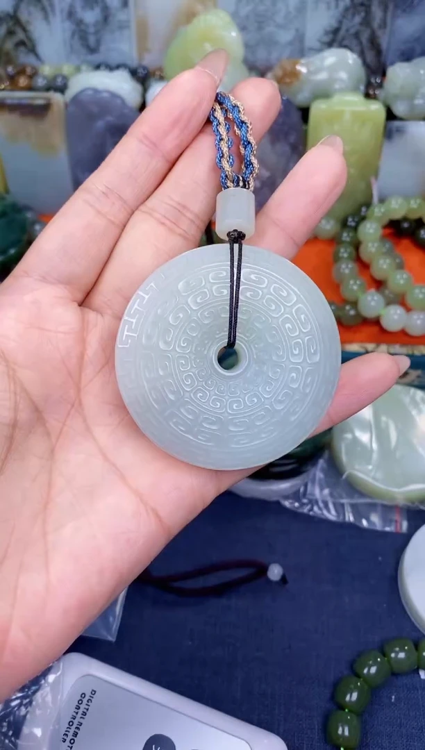 颈饰未镶嵌和田玉和田玉