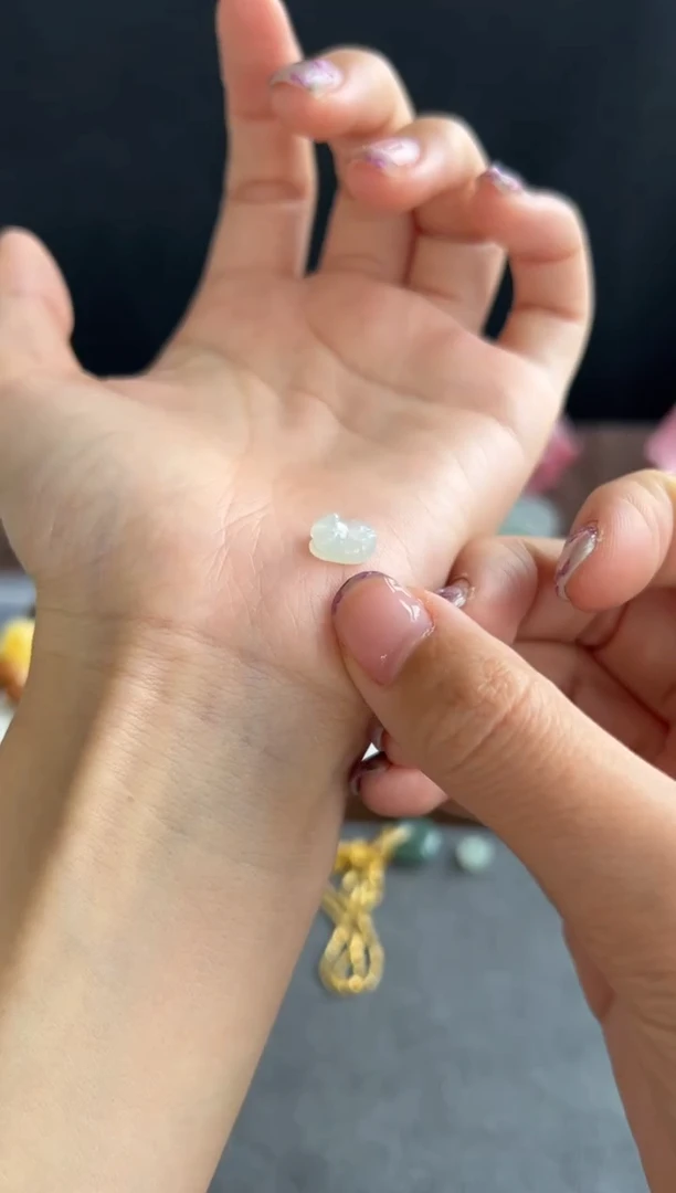 吊坠(不含链)未镶嵌翡翠908买断