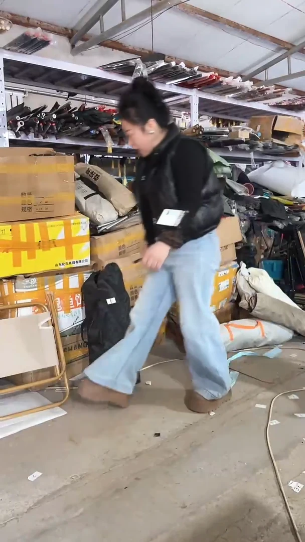 铁瑕疵不售后椅子 22