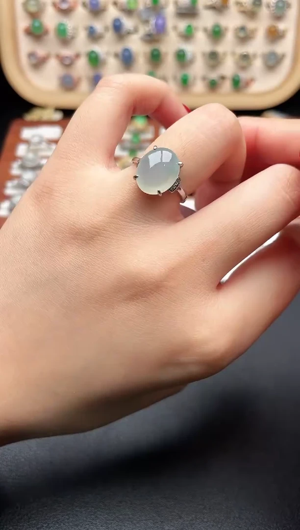 银S925镶嵌戒指翡翠一物一证一礼盒