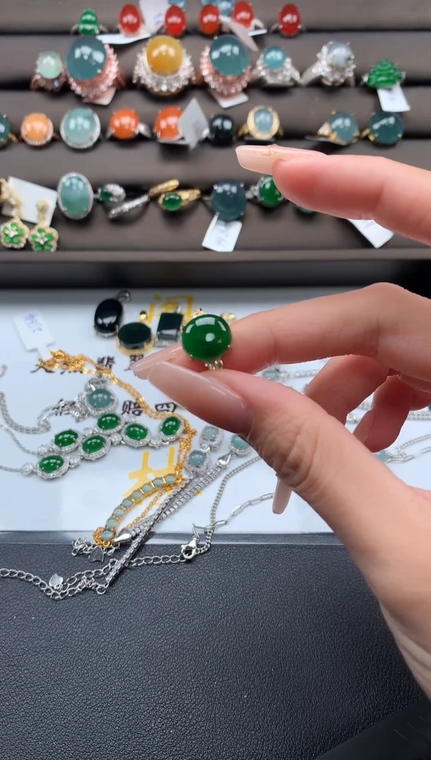 【闪购商品】翡翠戒指银S925镶嵌3213123