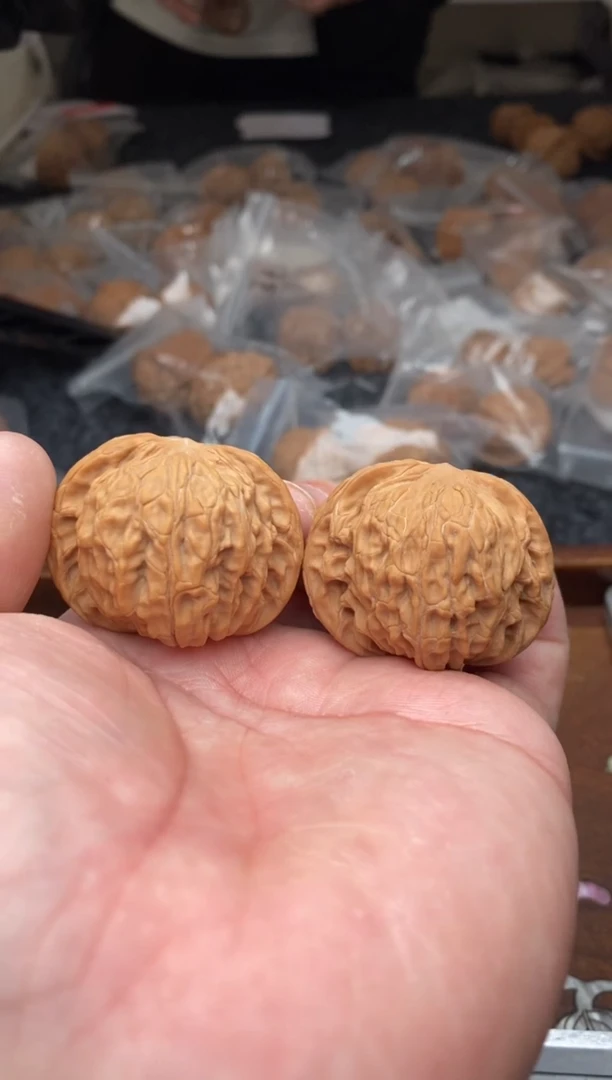 【闪购商品】文玩核桃把件A77号42尺磨盘