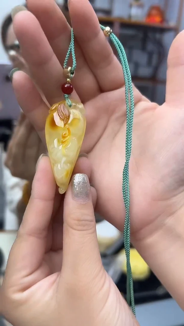未镶嵌蜜蜡裸石蜜蜡吊坠