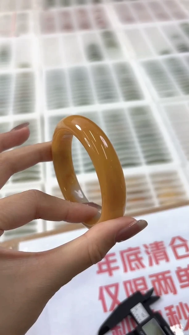 未镶嵌手镯石英质玉11-55HU