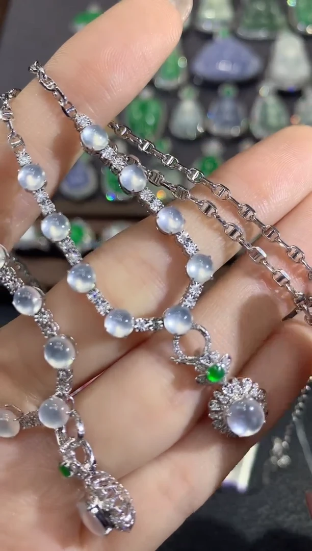 项链18K金镶嵌翡翠C86翡翠多样性发一件