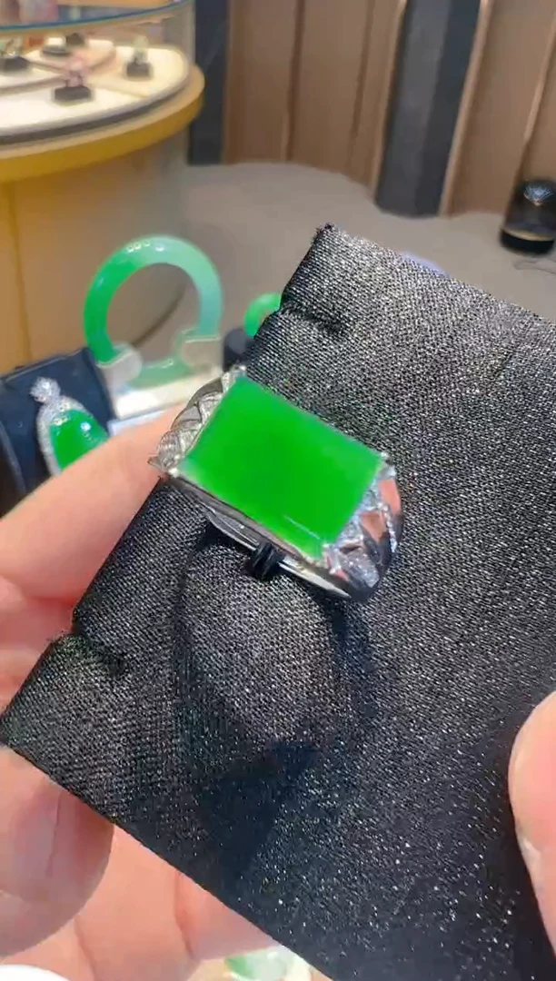 【闪购商品】翡翠戒指银S925镶嵌多样性发货一件