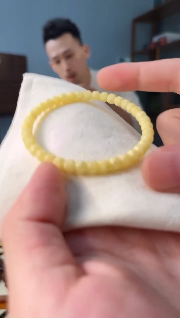 未镶嵌琥珀裸石琥珀蜜蜡（多样性发其一）