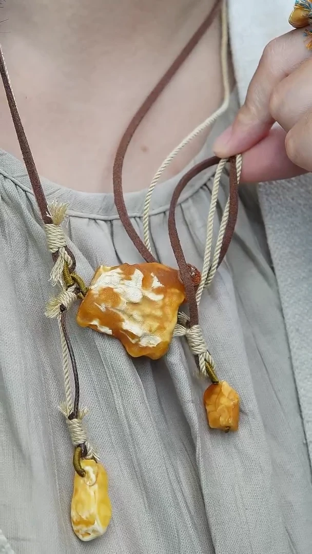 【闪购商品】蜜蜡裸石未镶嵌原石