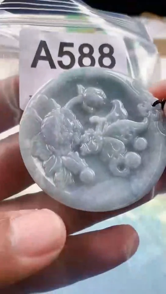 【闪购商品】翡翠挂件未镶嵌天然翡翠吊坠挂件