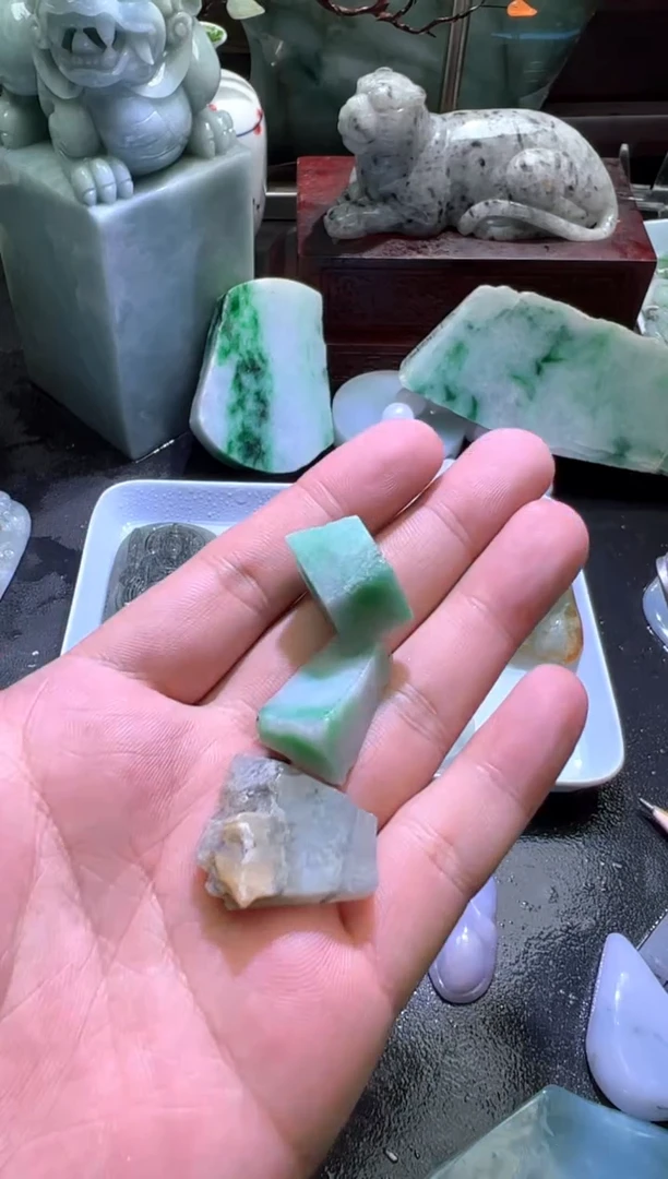 未镶嵌挂件翡翠天然缅甸翡翠A货