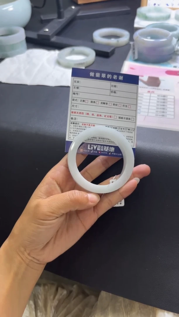 未镶嵌手镯定制翡翠番****神 定制手镯不退不换