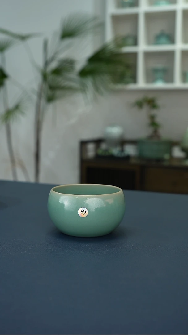 瓷片87号扫地僧禅定杯一级品    洁