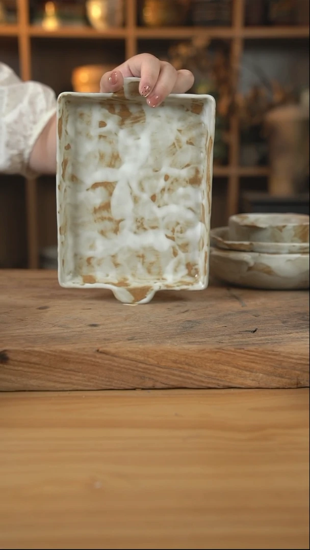 粉影系列的8英寸双耳烤盘