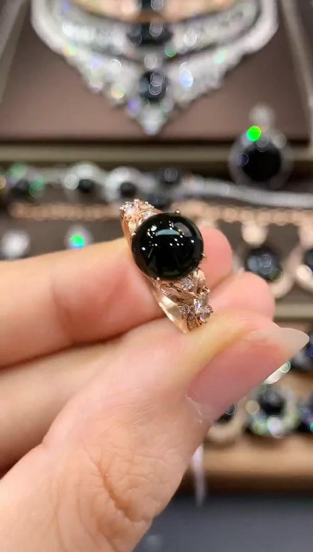 18K金镶嵌戒指翡翠C40