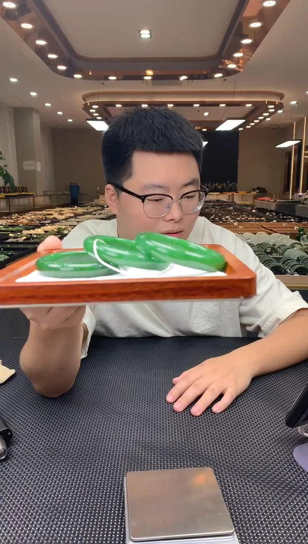 定制和田玉天然和田玉（多样性拍一发一)