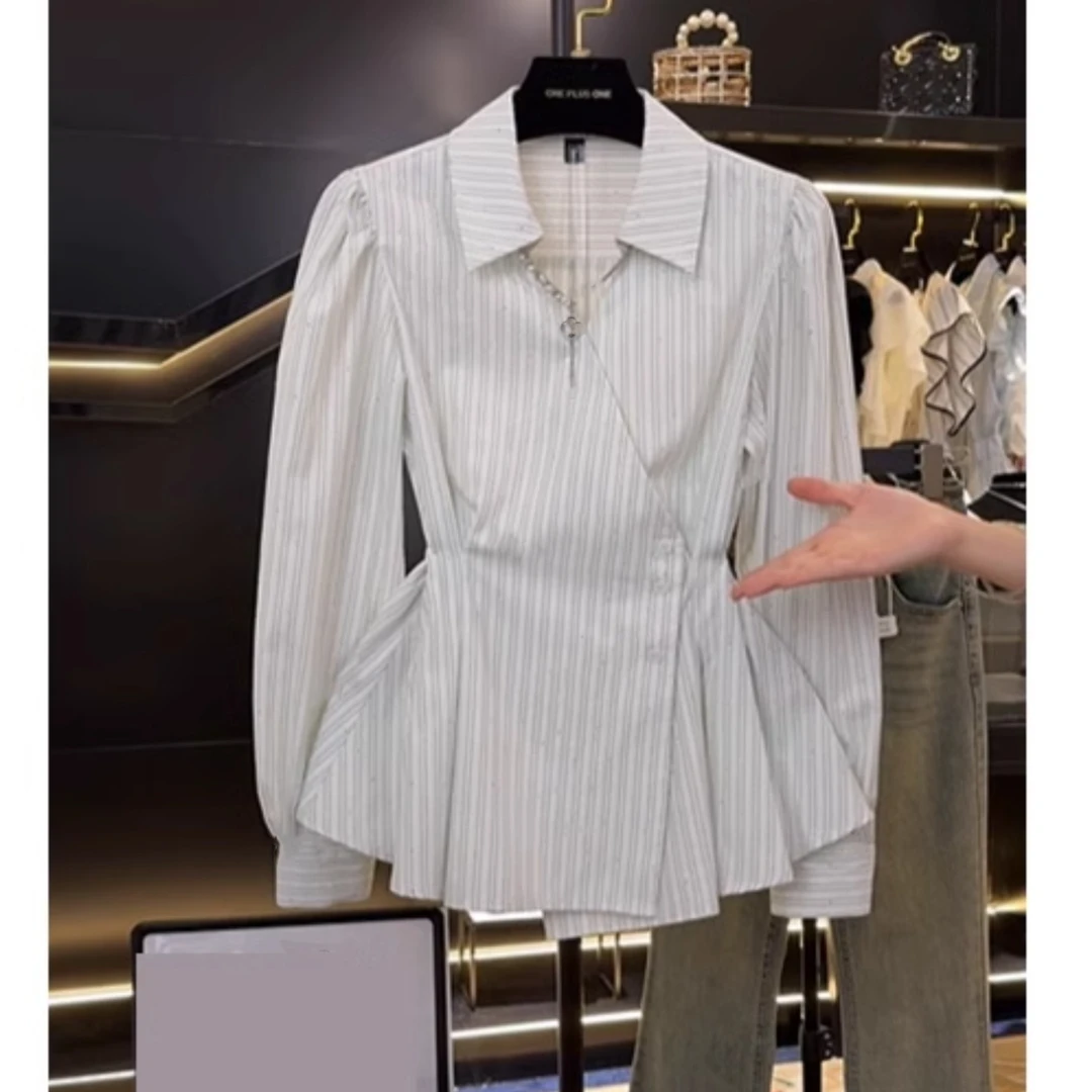 别致独特收腰显瘦衬衫女夏季新款时尚设计感撞色条纹长袖上衣女潮