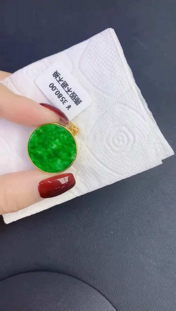 颈饰未镶嵌翡翠缅甸天然翡翠a货