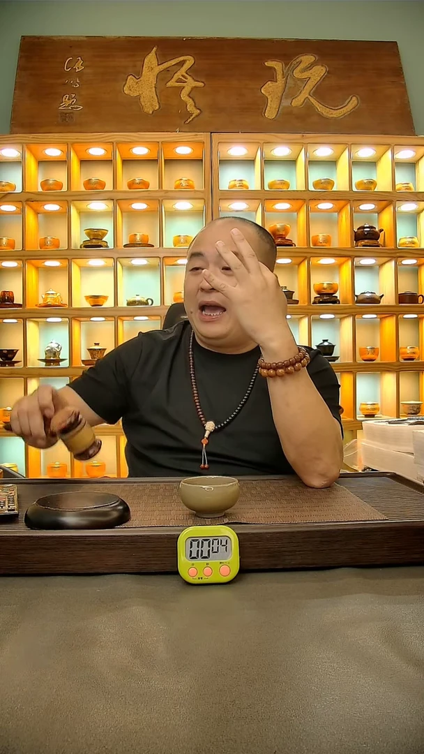 茶盏哈**哥402.。。。