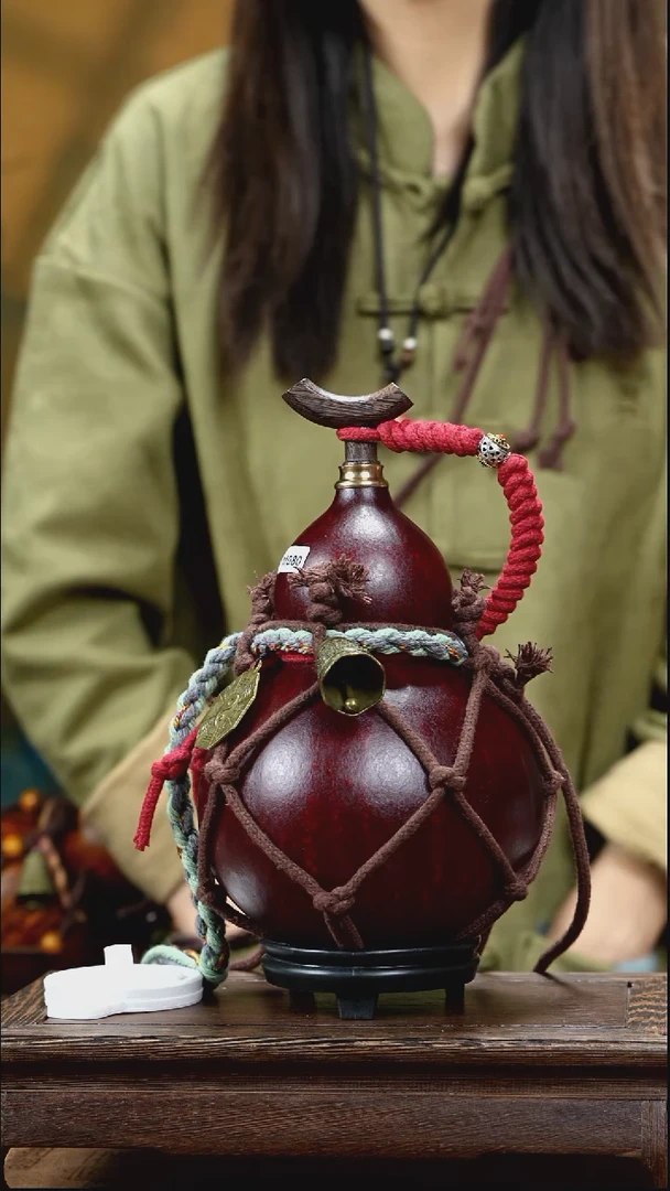 YM080复古网兜款天然酒葫芦（一物一拍）