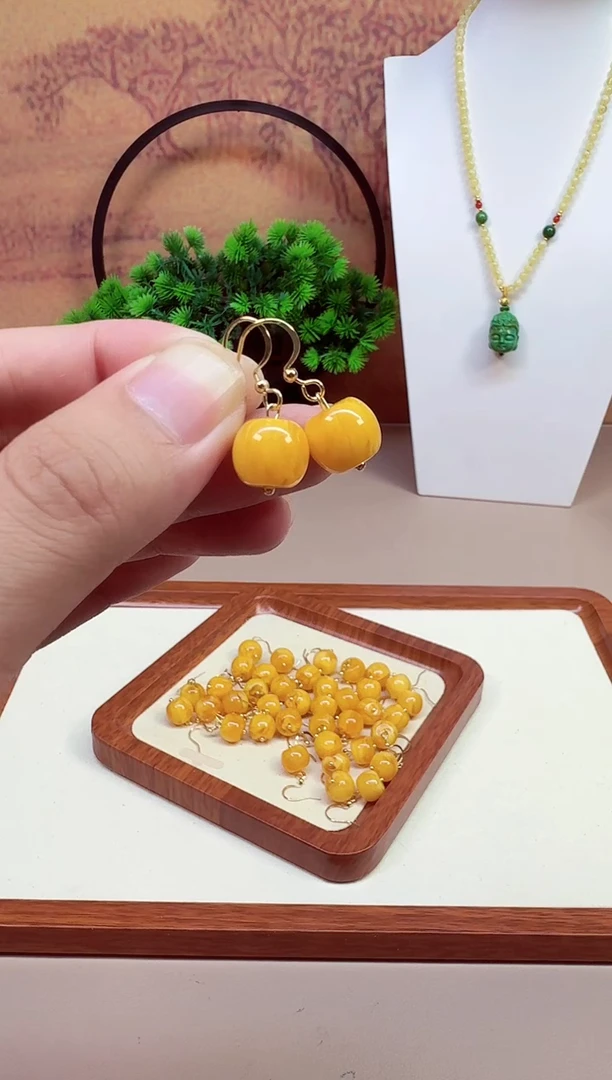 蜜蜡14K金镶嵌耳饰E01