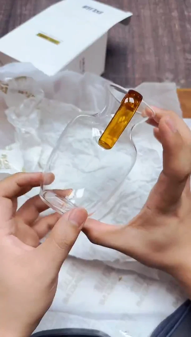 风谜·畅语茶器琥珀色