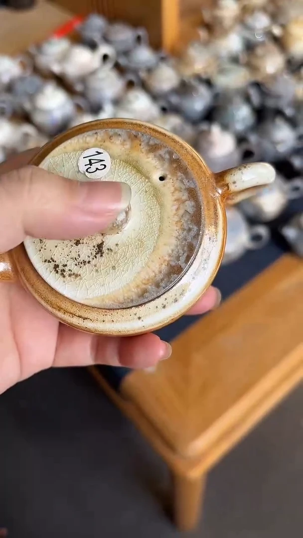 壶143号容量100-120ML中白泥