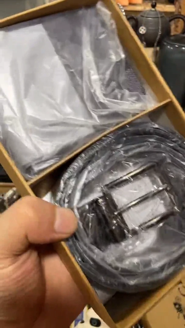 瓷片闪购商品  如图所示