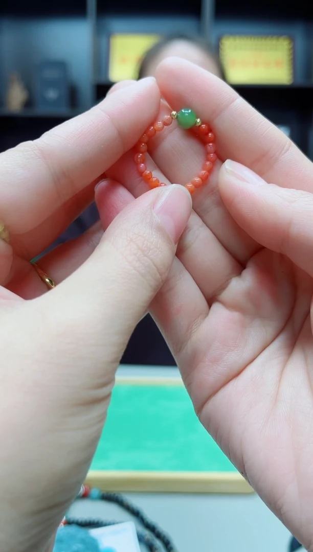 未镶嵌耳钉玛瑙/玉髓5555