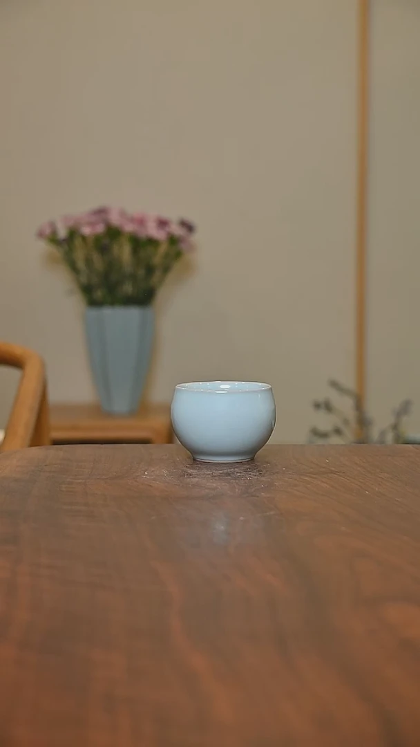缸杯 天青 微瑕 朱家汝窑款