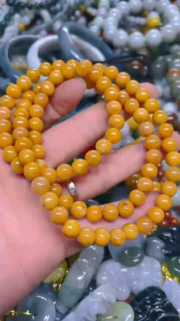 颈饰未镶嵌翡翠8mm/ C /翡翠A货，一件也是批发价