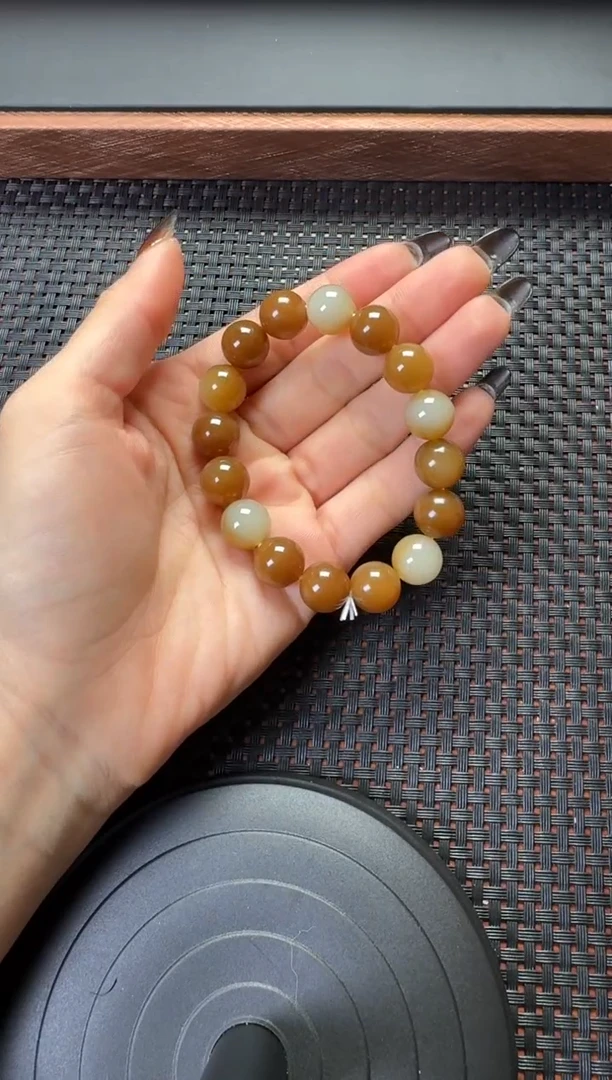 未镶嵌手串和田玉且末金山糖白卡12手串