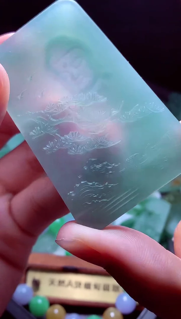 未镶嵌定制翡翠落***?毛货翡翠定制