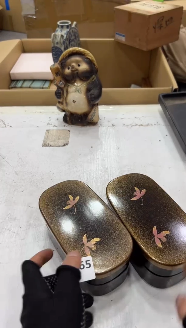 瓷片歐****館665中古商品，谨慎参拍