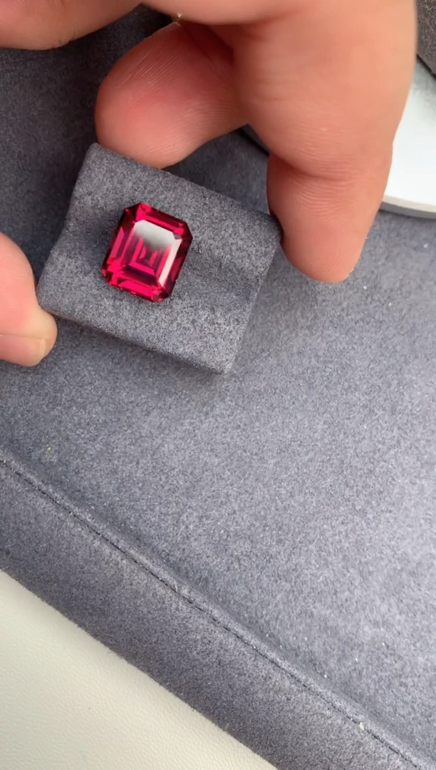 【闪购商品】石榴石裸石未镶嵌8.1ct镁铝