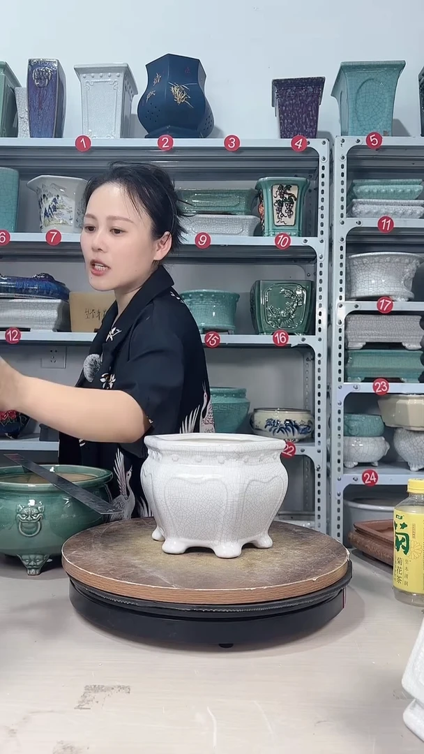 六角精品盆白冰裂