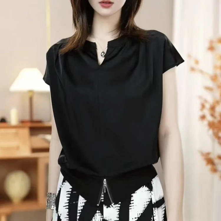 小众短袖T恤女百搭夏季黑色v领设计感D2